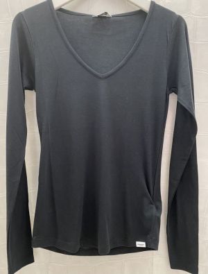 W24F1534 BLACK