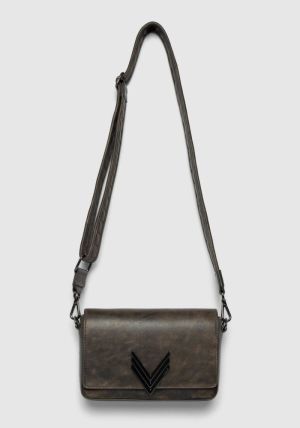 B29536969 Fauve