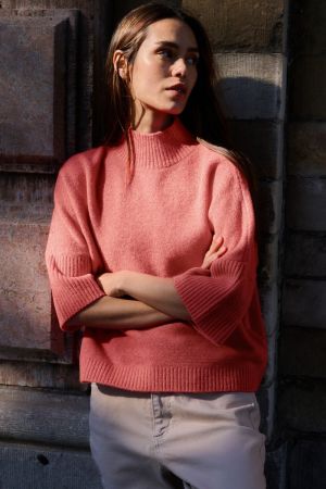 01-000437-601 818522 ROSE RED