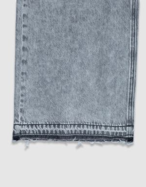 B32902522 Gris clair chin