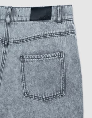 B32902522 Gris clair chin