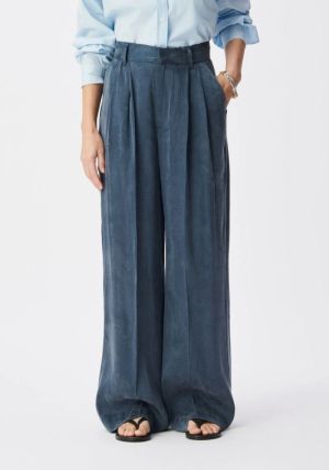 B32203549 Navy