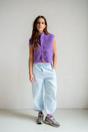 S26C352 smoky grape 257
