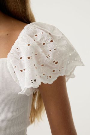 P262605 53-off white