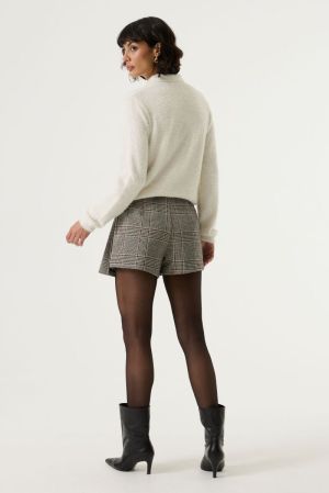 V260320 60-black