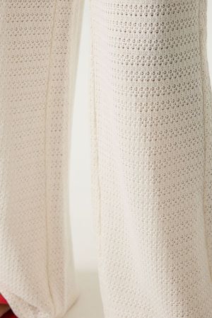 Q262520 53-off white