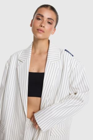 2606403745 012-soft-white