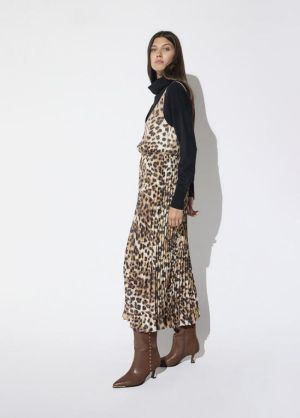 LF2616017.25N Leopard
