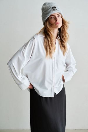 W26N1769 white 1