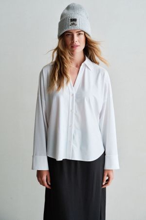 W26N1769 white 1