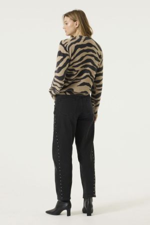 T260242 Black 60