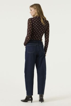U260011 Hazel Bloom 447